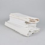 667592 Linen cloths